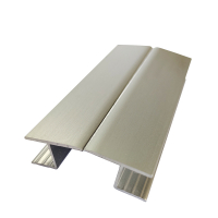 Кут регульований для цоколя Scilm, H=120 мм, алюміній