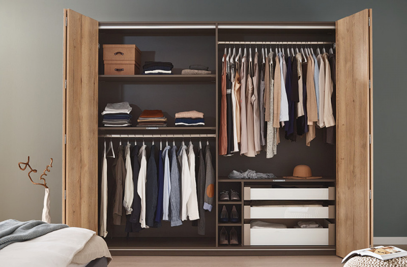 Комплект фурнітури WingLine L, 25 кг, з функцією самозачинення Комплект фурнітури WingLine L, 25 кг, з функцією самозачинення